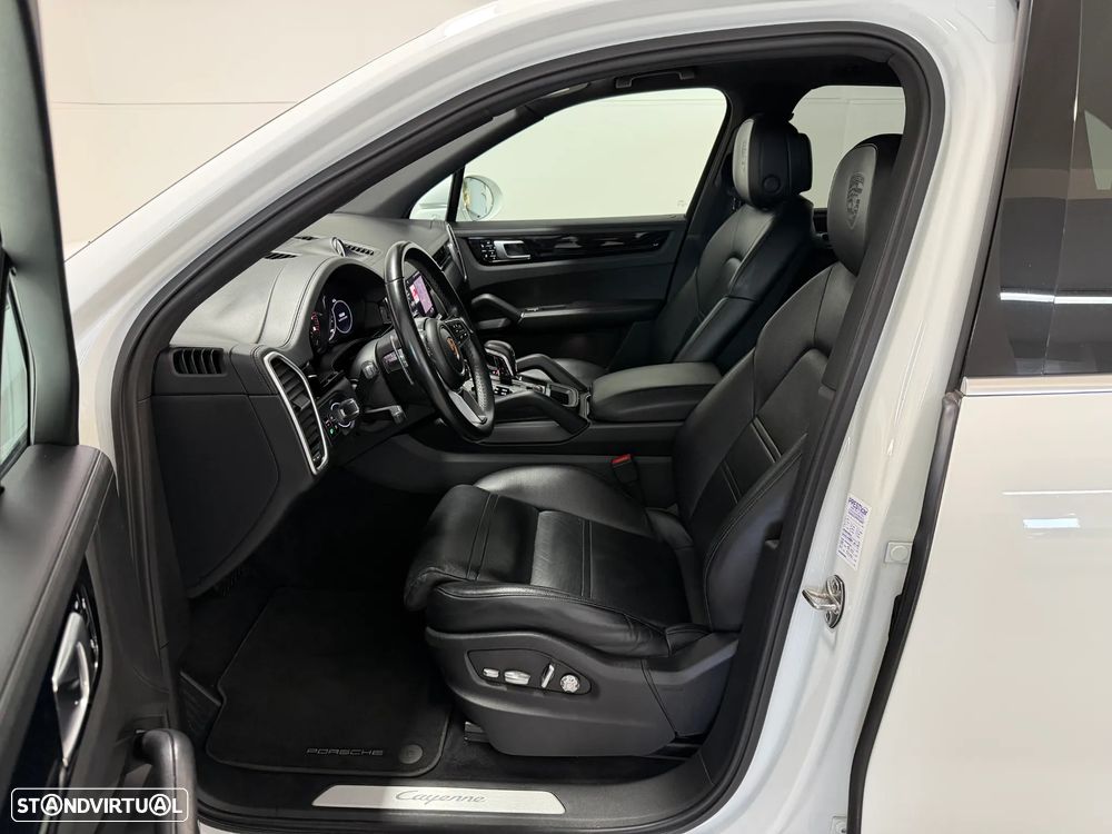 Porsche Cayenne E-Hybrid - 13