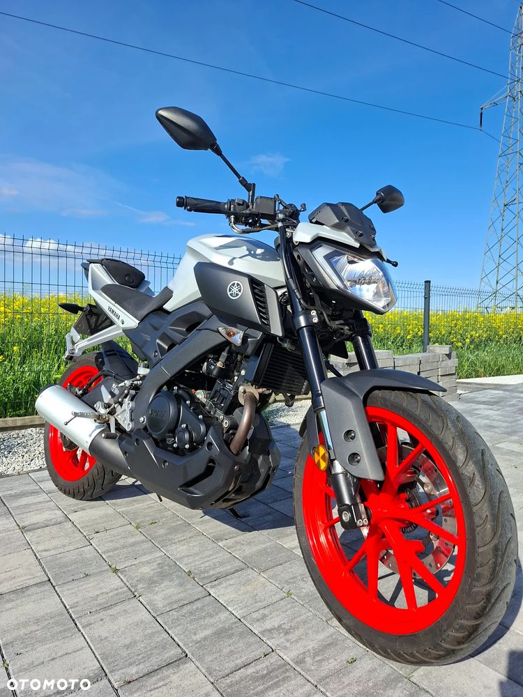 Yamaha MT - 3