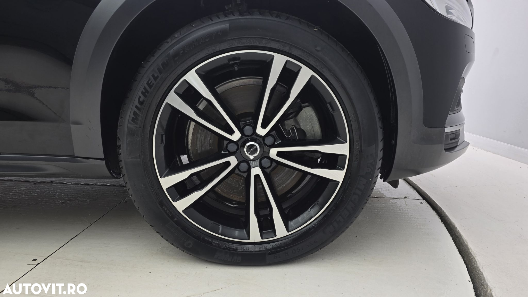 Volvo V90 - 23