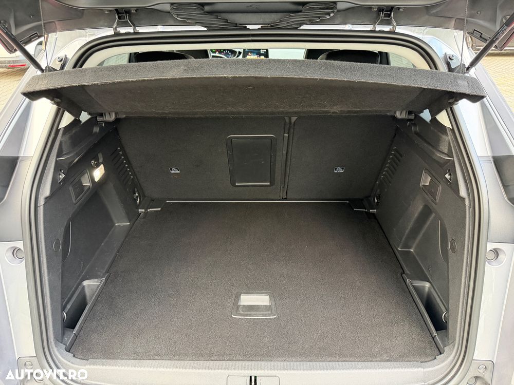 Peugeot 3008 PureTech 130 Stop & Start GPF Active Business-Paket - 36