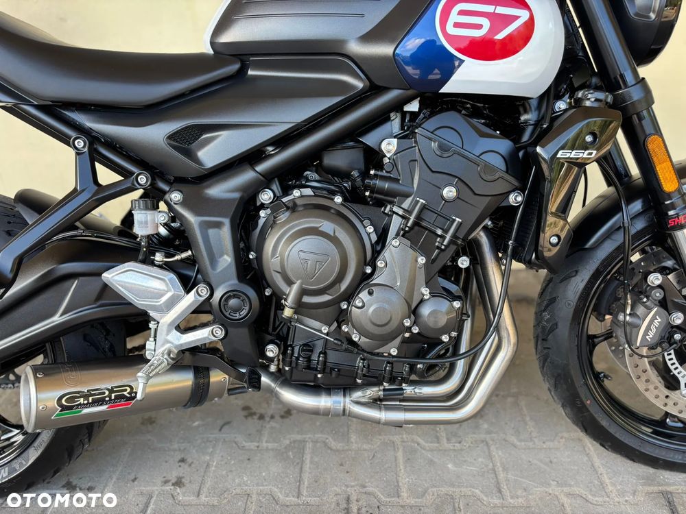 Triumph Trident - 8