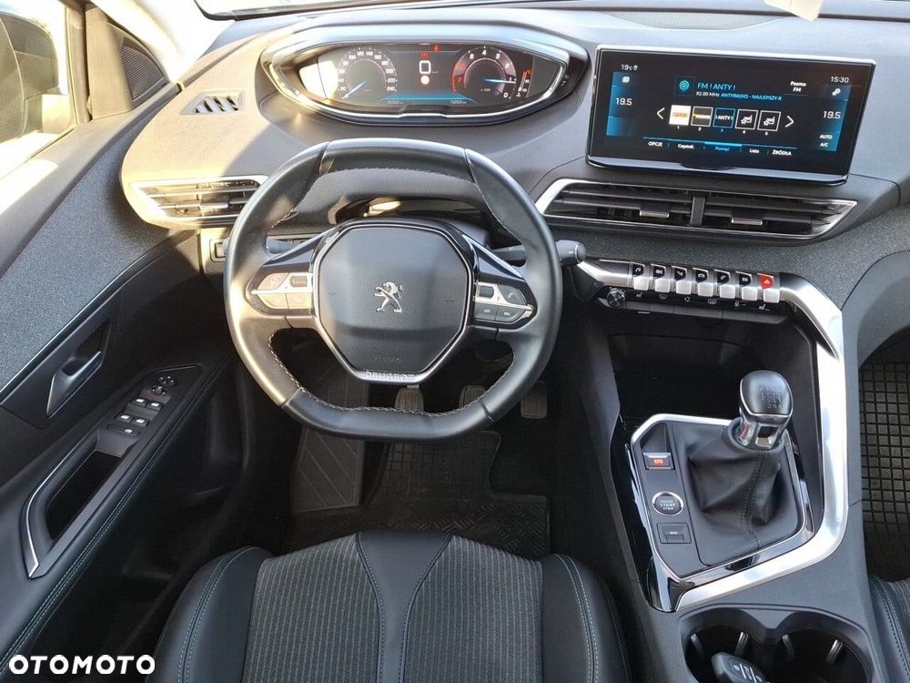 Peugeot 3008 1.2 PureTech Allure Pack S&S - 9