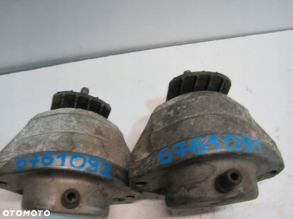 ŁAPA PODUSZKA SILNIKA BMW 5 E60 E61 6761092 6761091 - 3