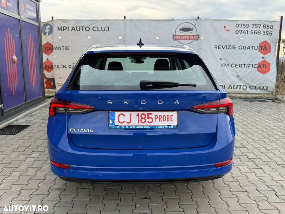 Skoda Octavia Combi 2.0 TDI Base - 6