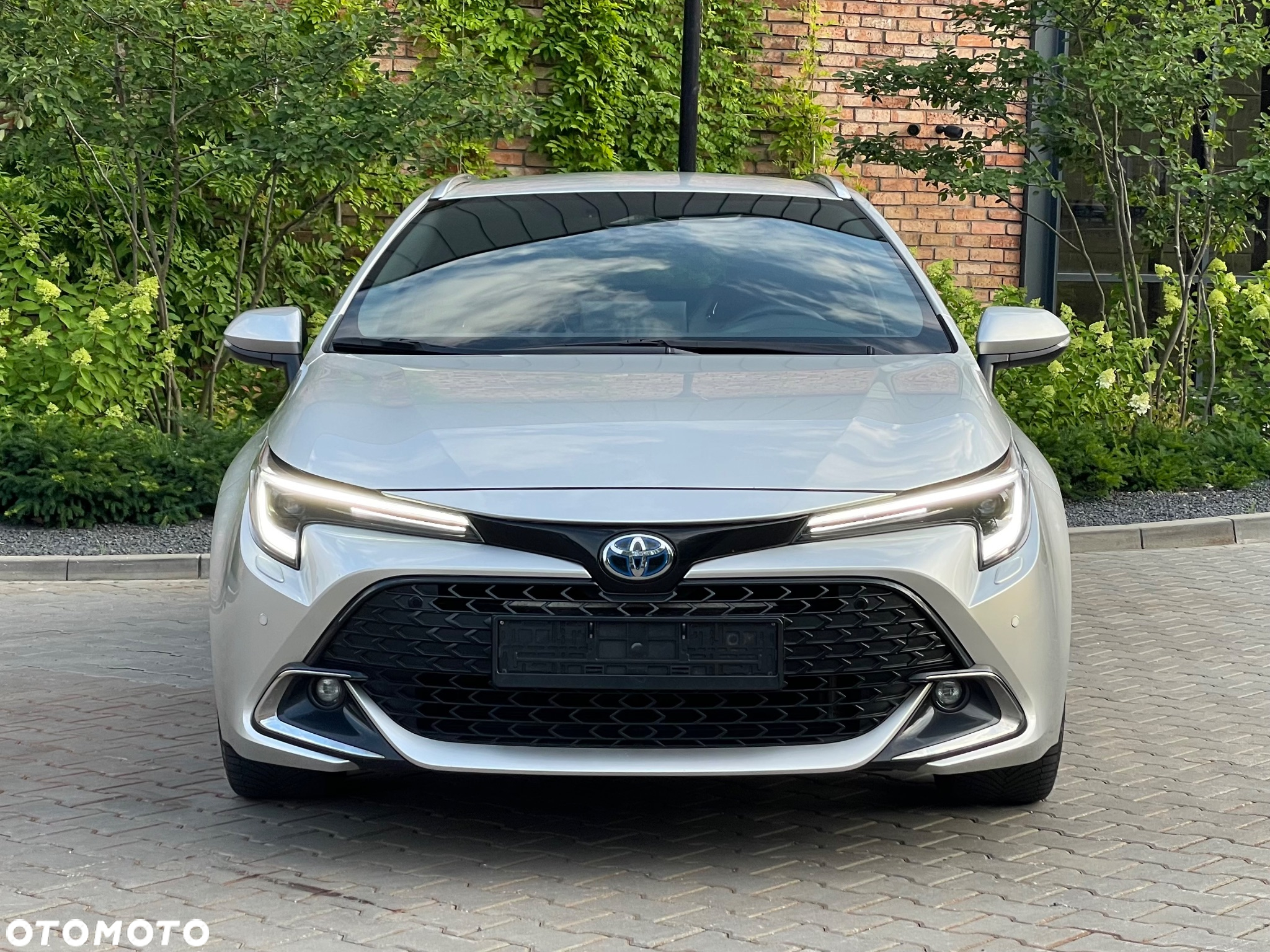 Toyota Corolla - 2