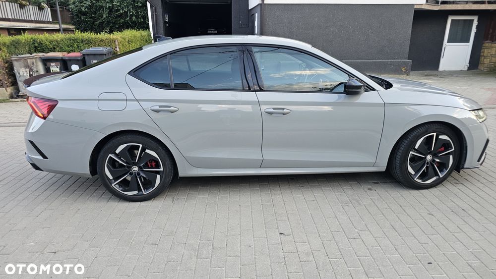 Skoda Octavia 2.0 TSI RS 245 DSG - 9