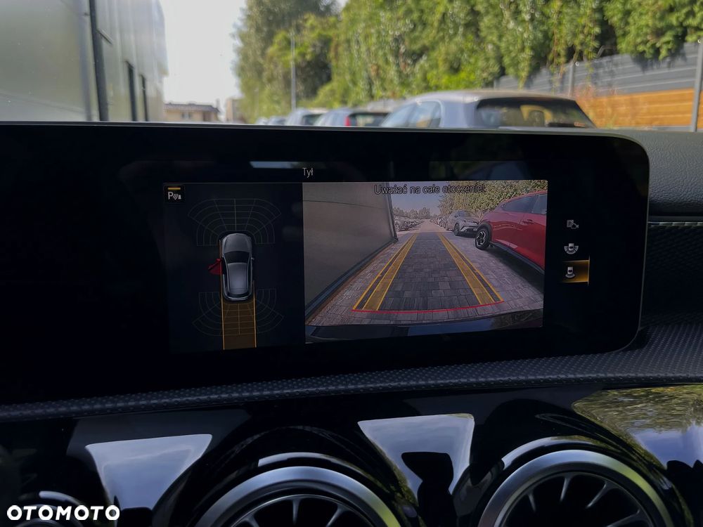 Mercedes-Benz Klasa A 180 d 7G-DCT Progressive - 28