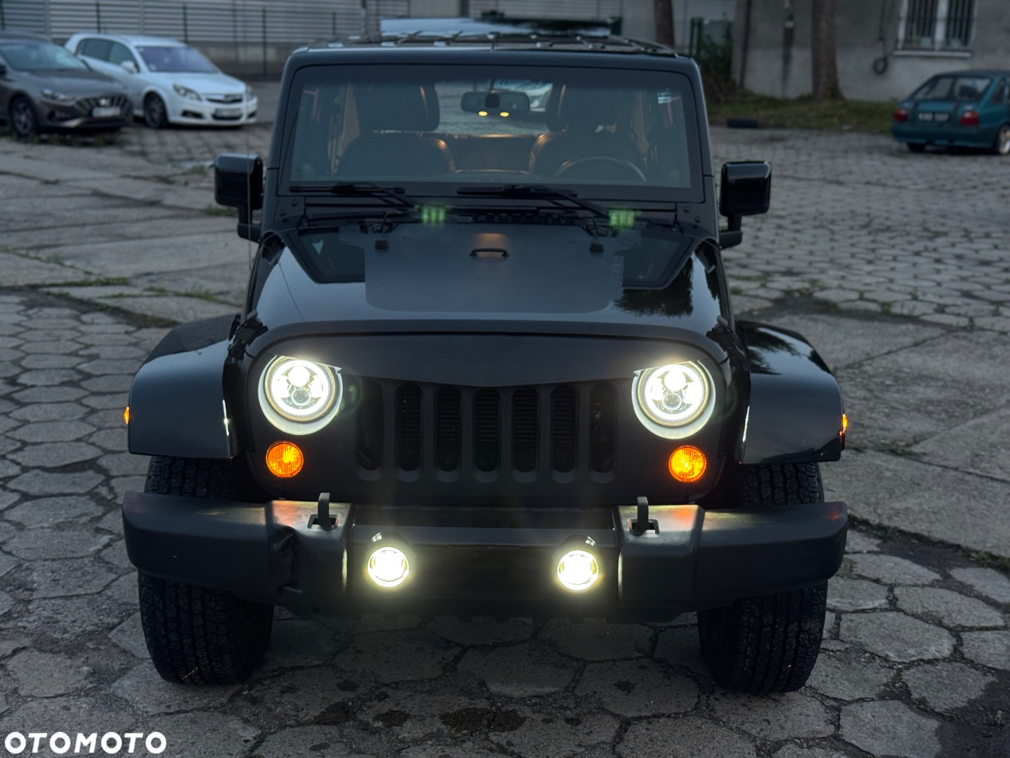 Jeep Wrangler Unlimited Hard-Top 3.6 Automatik Sahara - 12