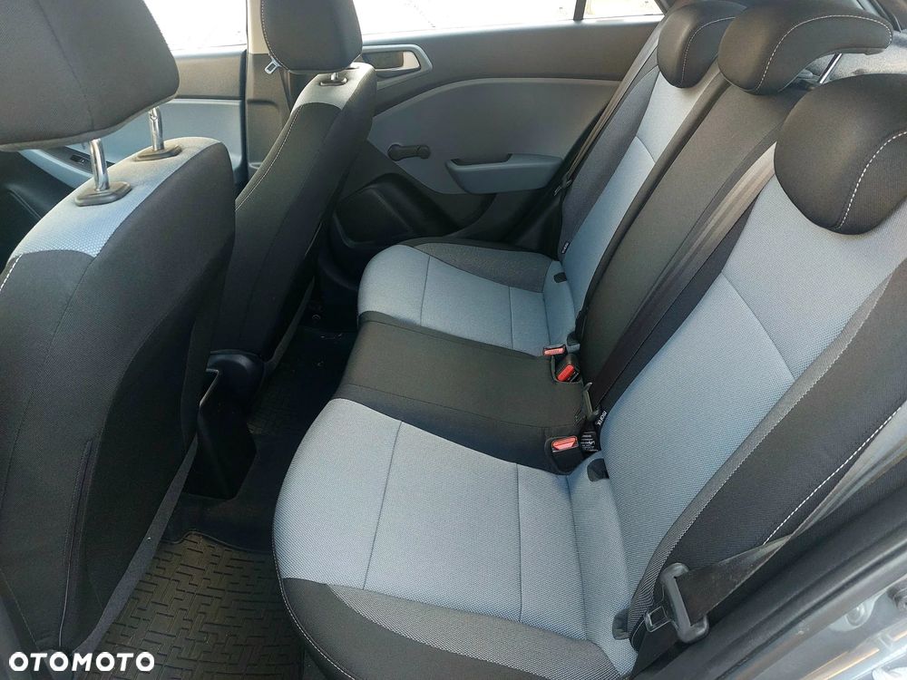 Hyundai i20 1.2 Classic Plus - 8