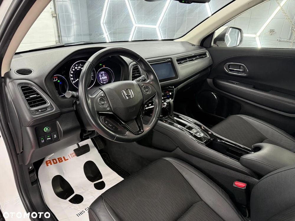 Honda HR-V 1.5 i-VTEC CVT Executive - 25