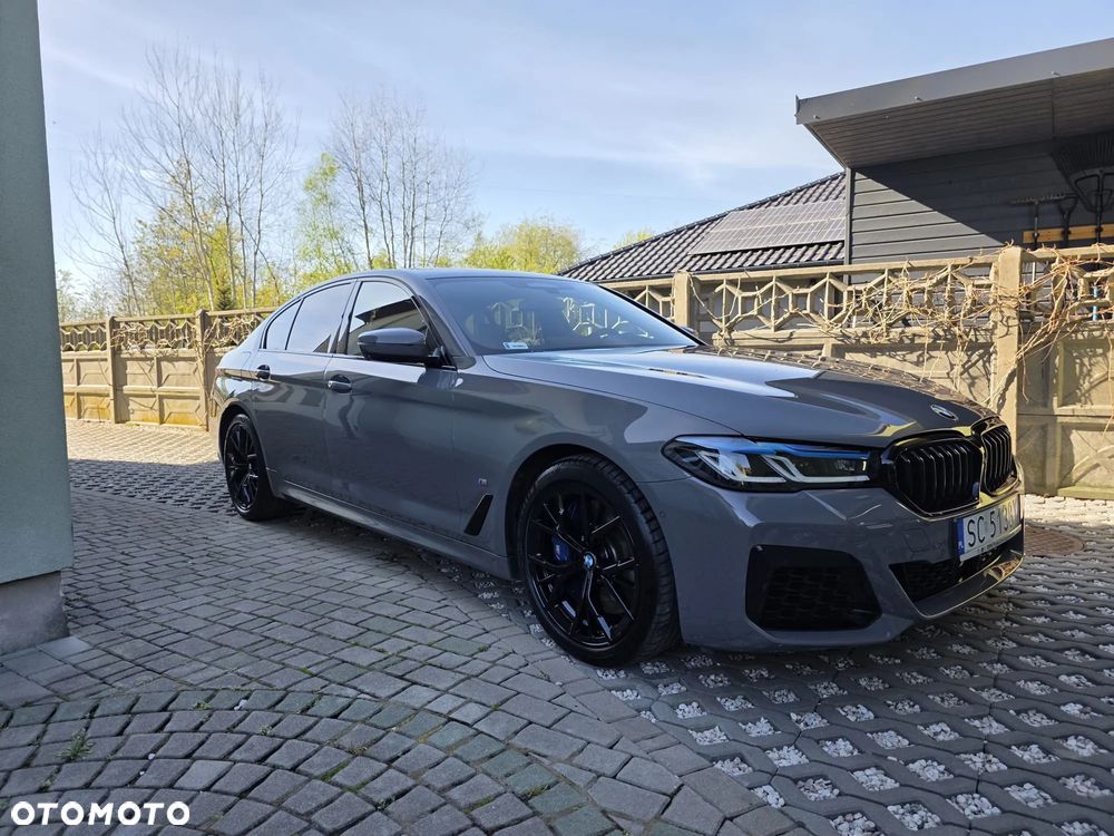 BMW Seria 5 540i xDrive mHEV M Sport sport - 2