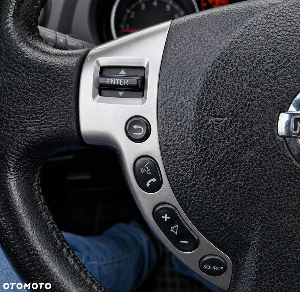 Nissan Qashqai 2.0 CVT tekna - 17