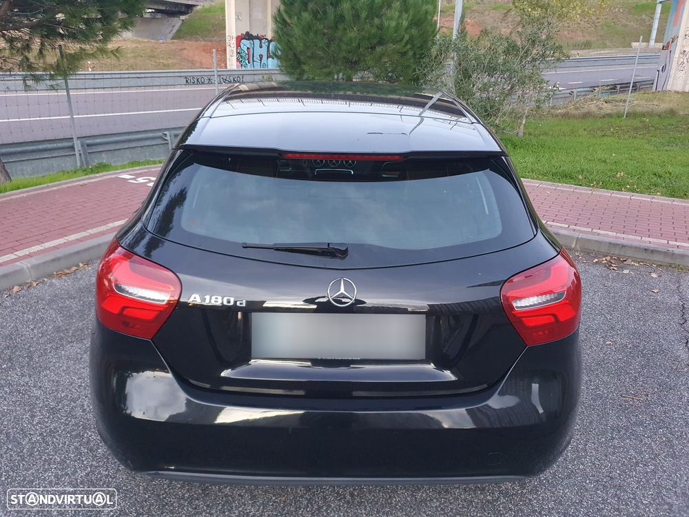 Mercedes-Benz A 180 - 10