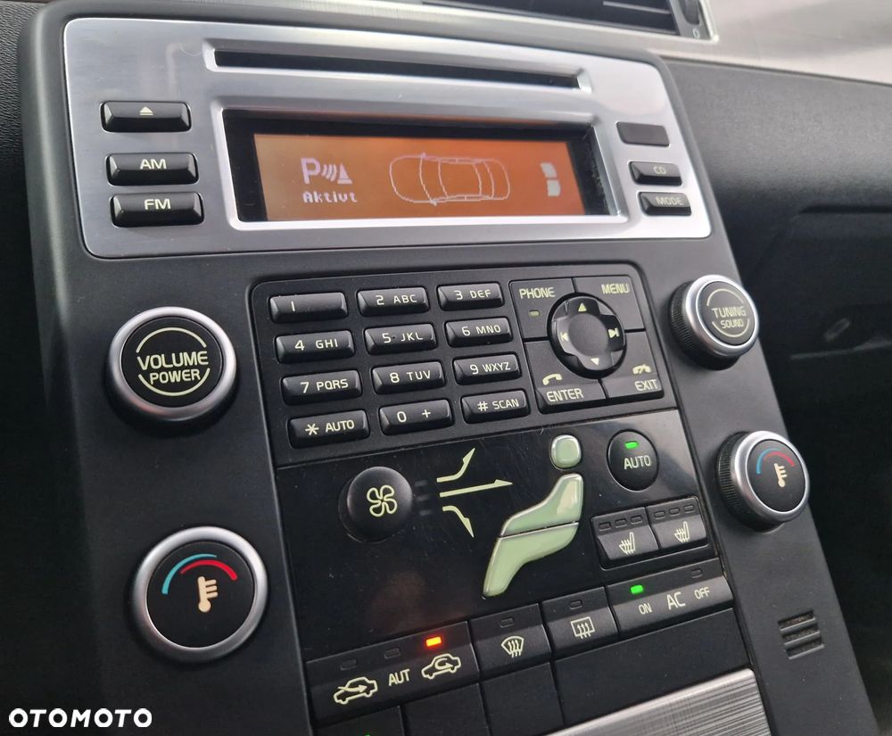 Volvo V70 2.5T Summum - 8