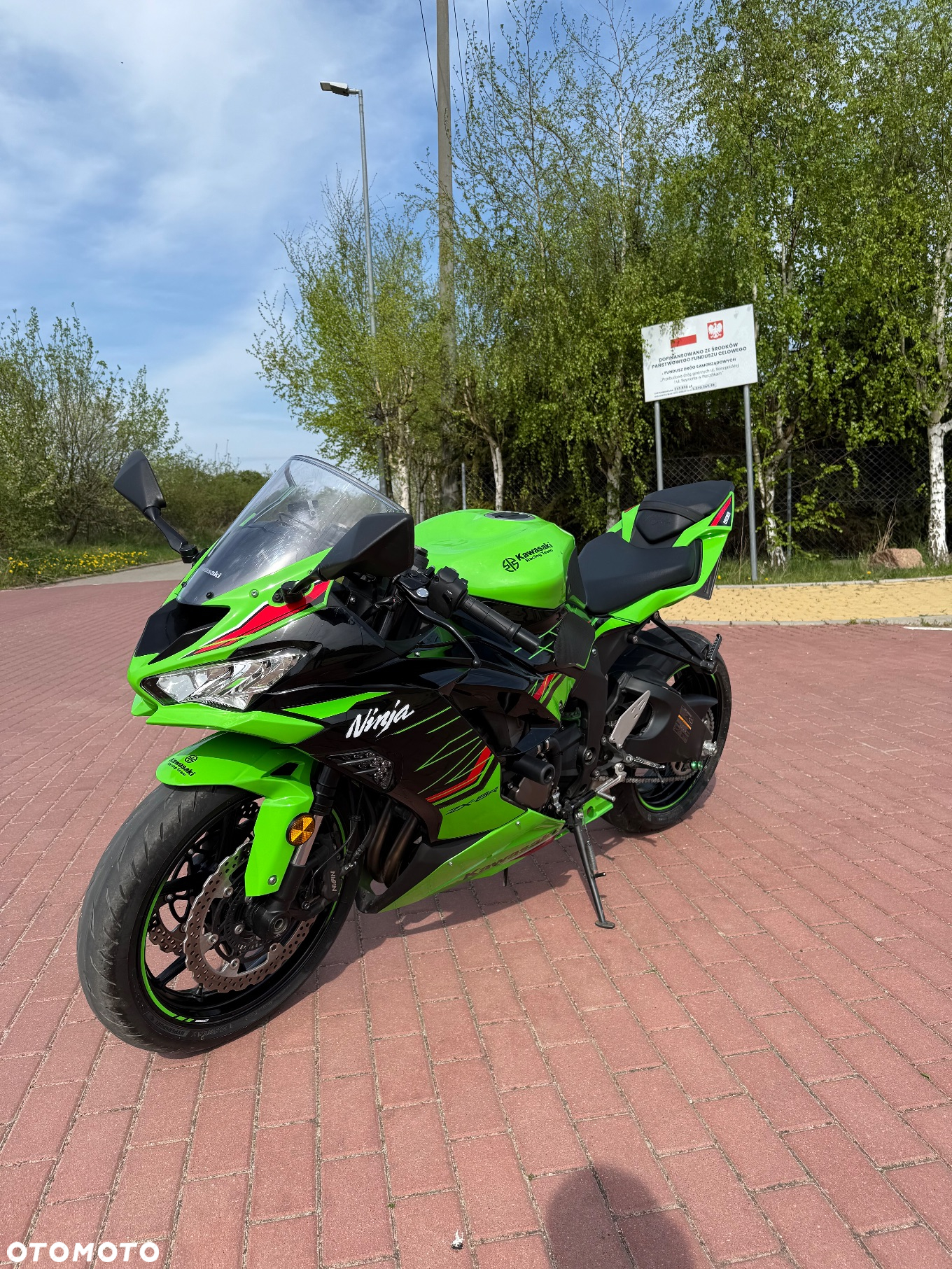 Kawasaki ZXR - 16
