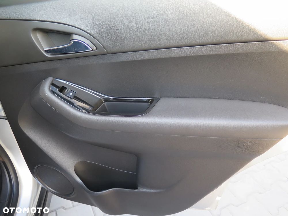 Chevrolet Orlando - 25