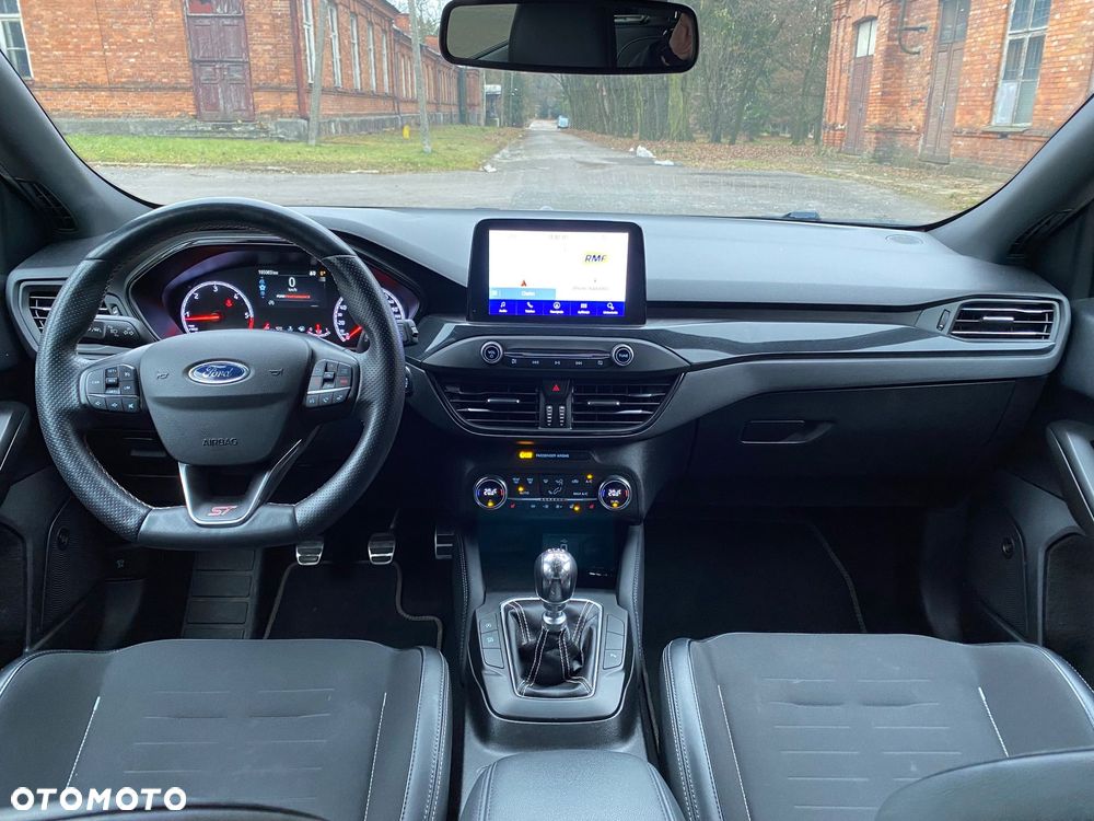 Ford Focus 2.0 EcoBlue ST - 21