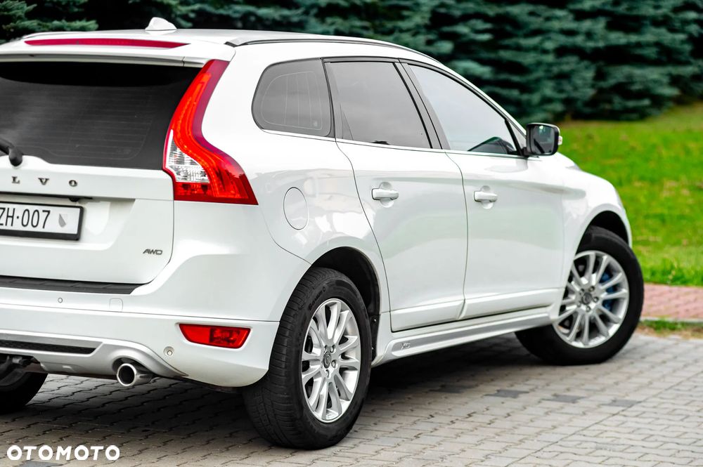 Volvo XC 60 D5 AWD RDesign - 37