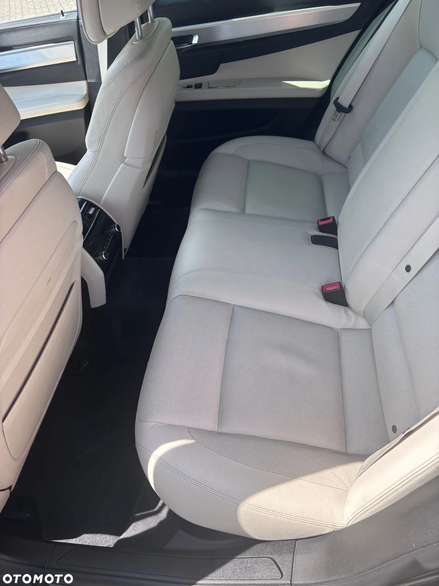 BMW Seria 7 740d xDrive - 9