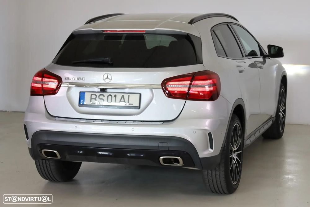 Mercedes-Benz GLA 180 Edition 1 - 12