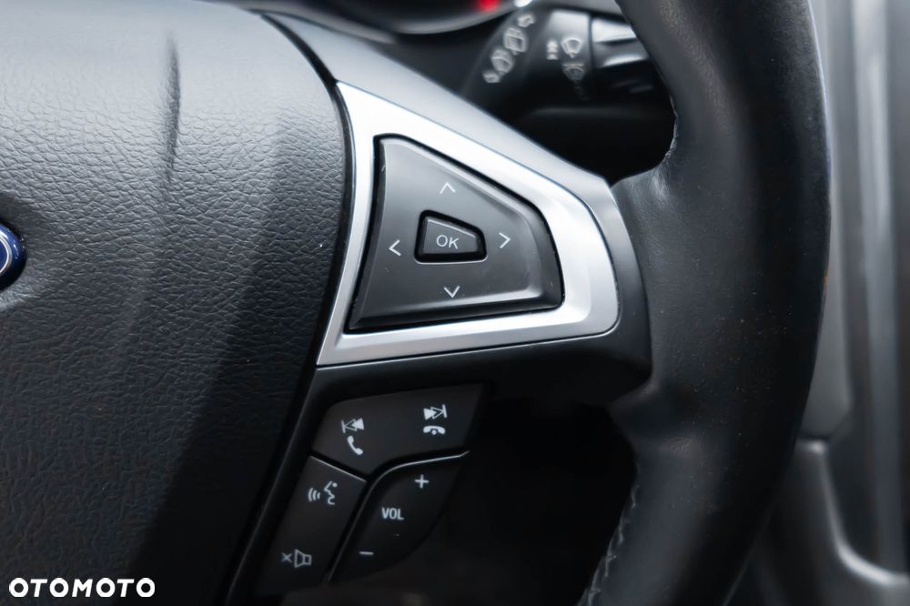Ford Mondeo 2.0 Hybrid Titanium - 21