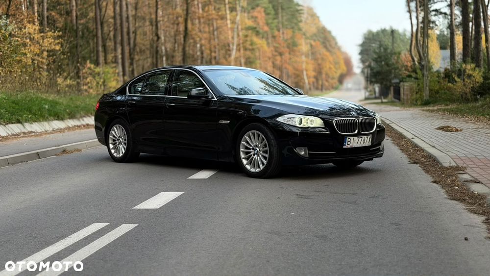 BMW Seria 5 530d xDrive - 3