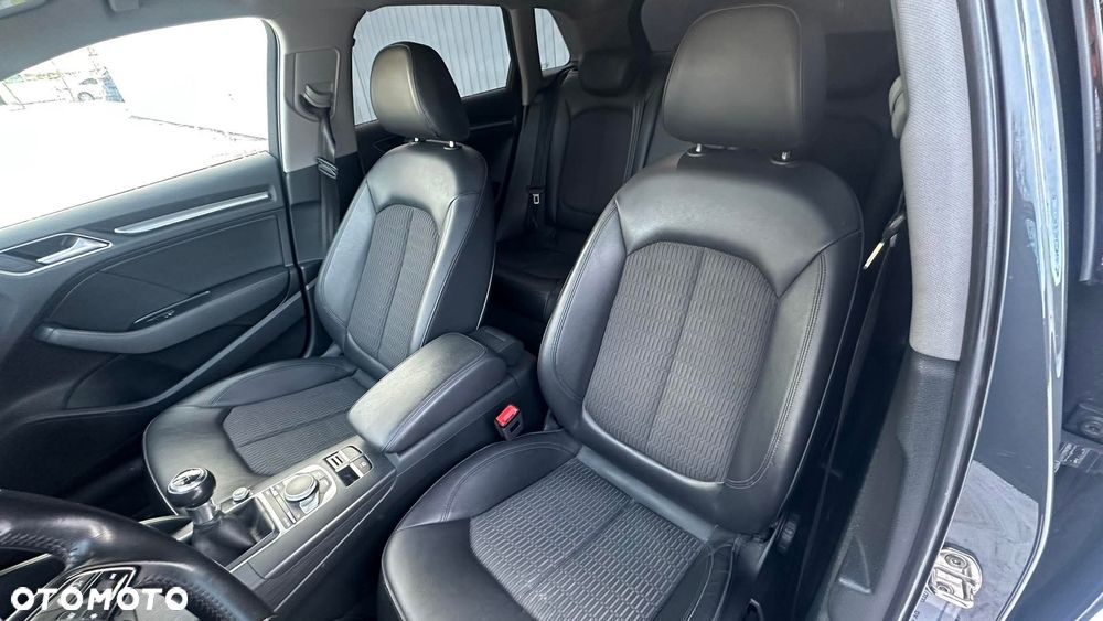 Audi A3 Sportback 2.0 TDI design - 15