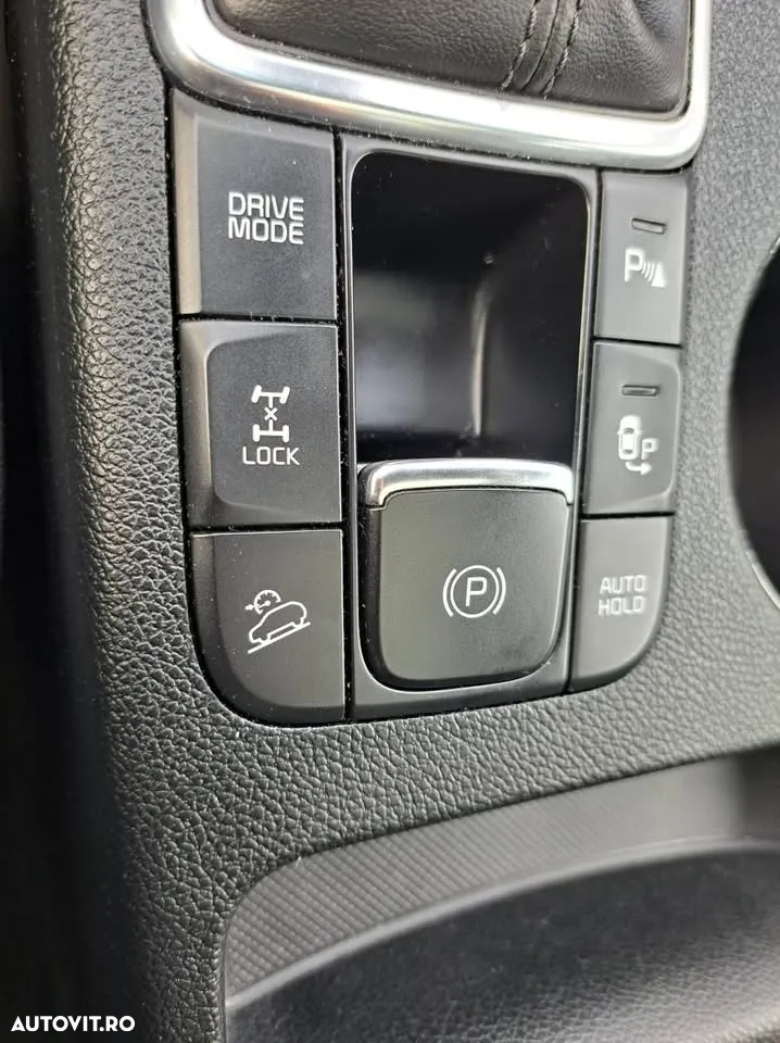 Kia Sportage 2,0 CRDI AWD Aut. GT Line - 24