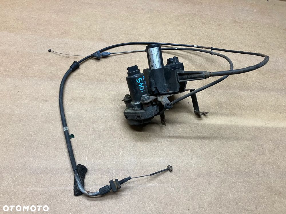 SILNICZEK TEMPOMATU STEROWNIK BMW E31 E32 E34 V8 M60 OEM 1378315 - 5
