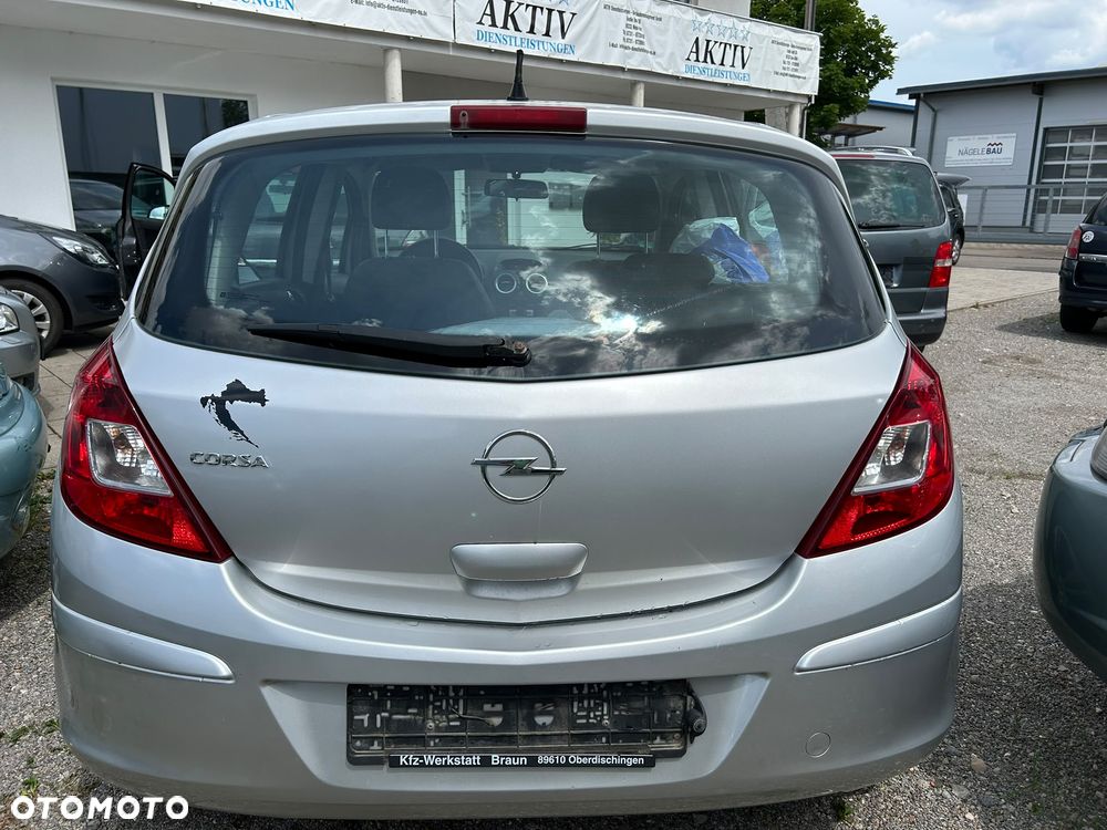 Opel Corsa - 4