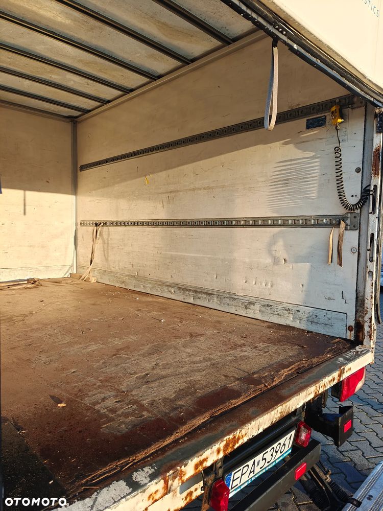 Volkswagen Crafter - 11