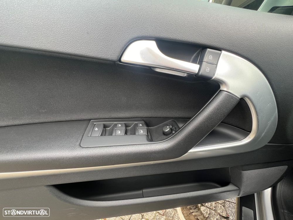 Audi A3 Cabrio 1.6 TDi Sport - 22