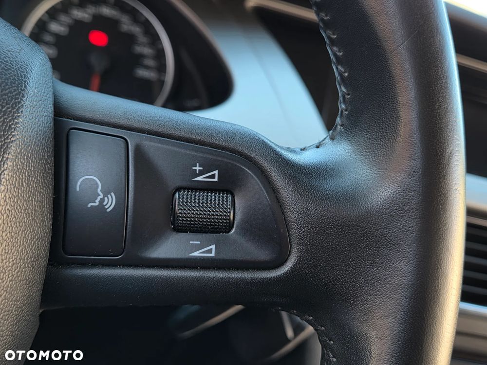 Audi A4 Avant 2.0 TFSI Ambiente - 33