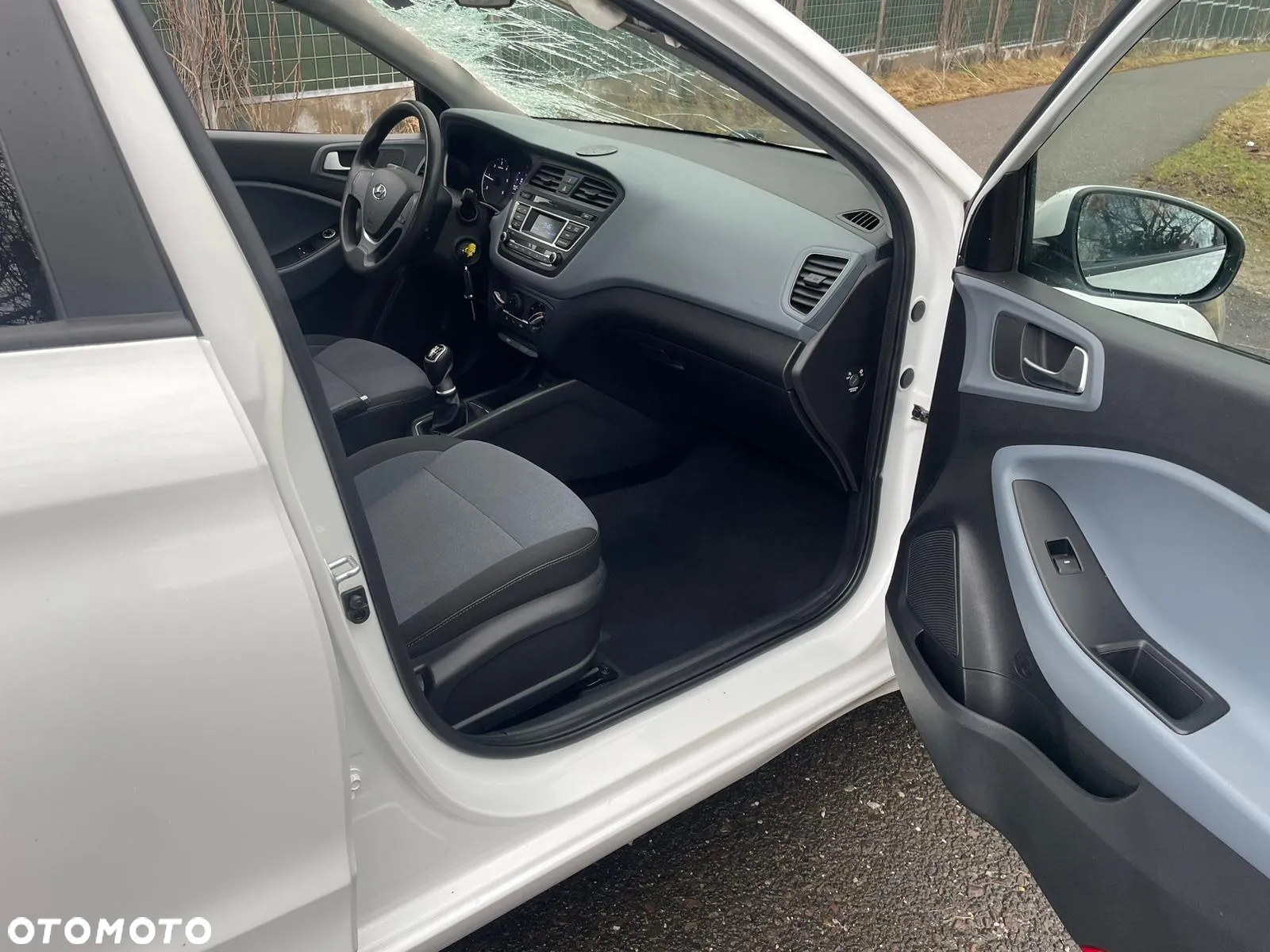 Hyundai i20 1.1 CRDi BlueDrive Fresh - 15