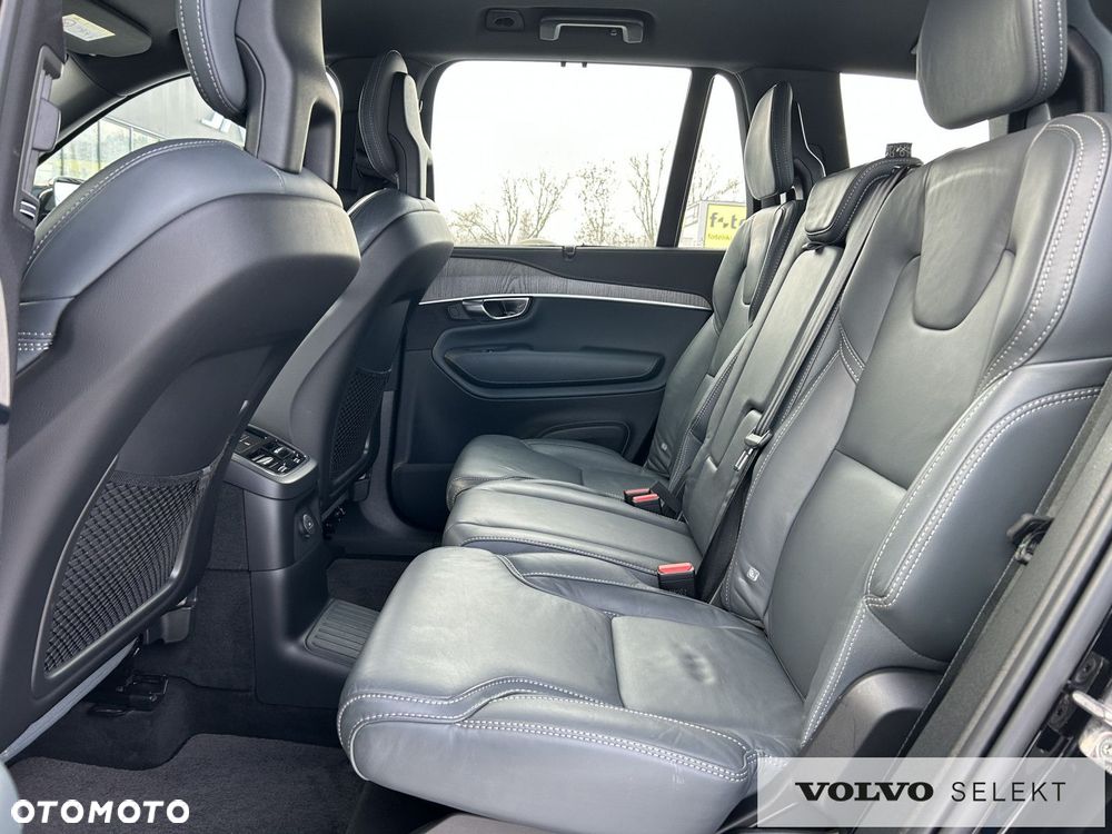 Volvo XC 90 - 34