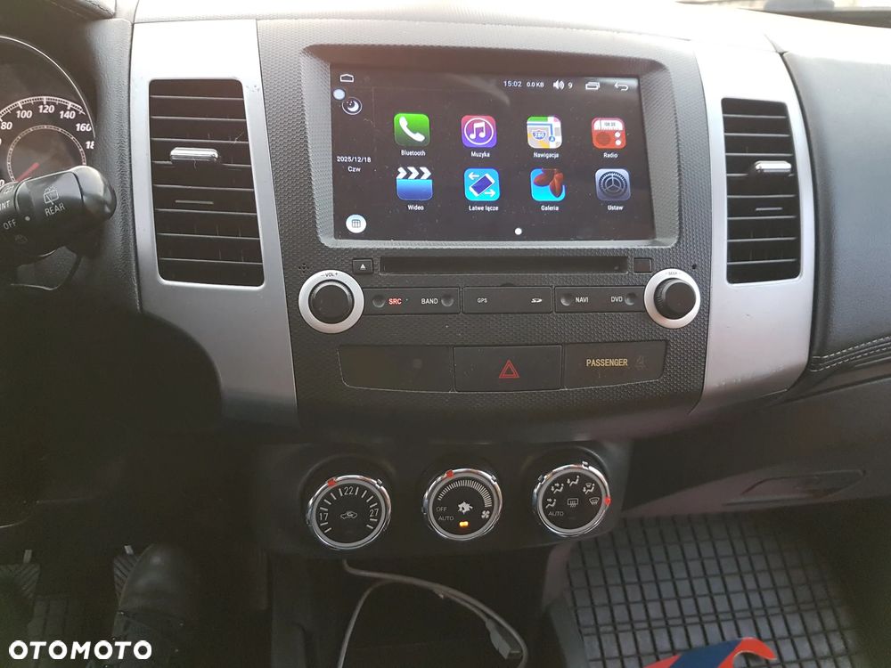 Mitsubishi Outlander 2.0 DID Intense + - 27