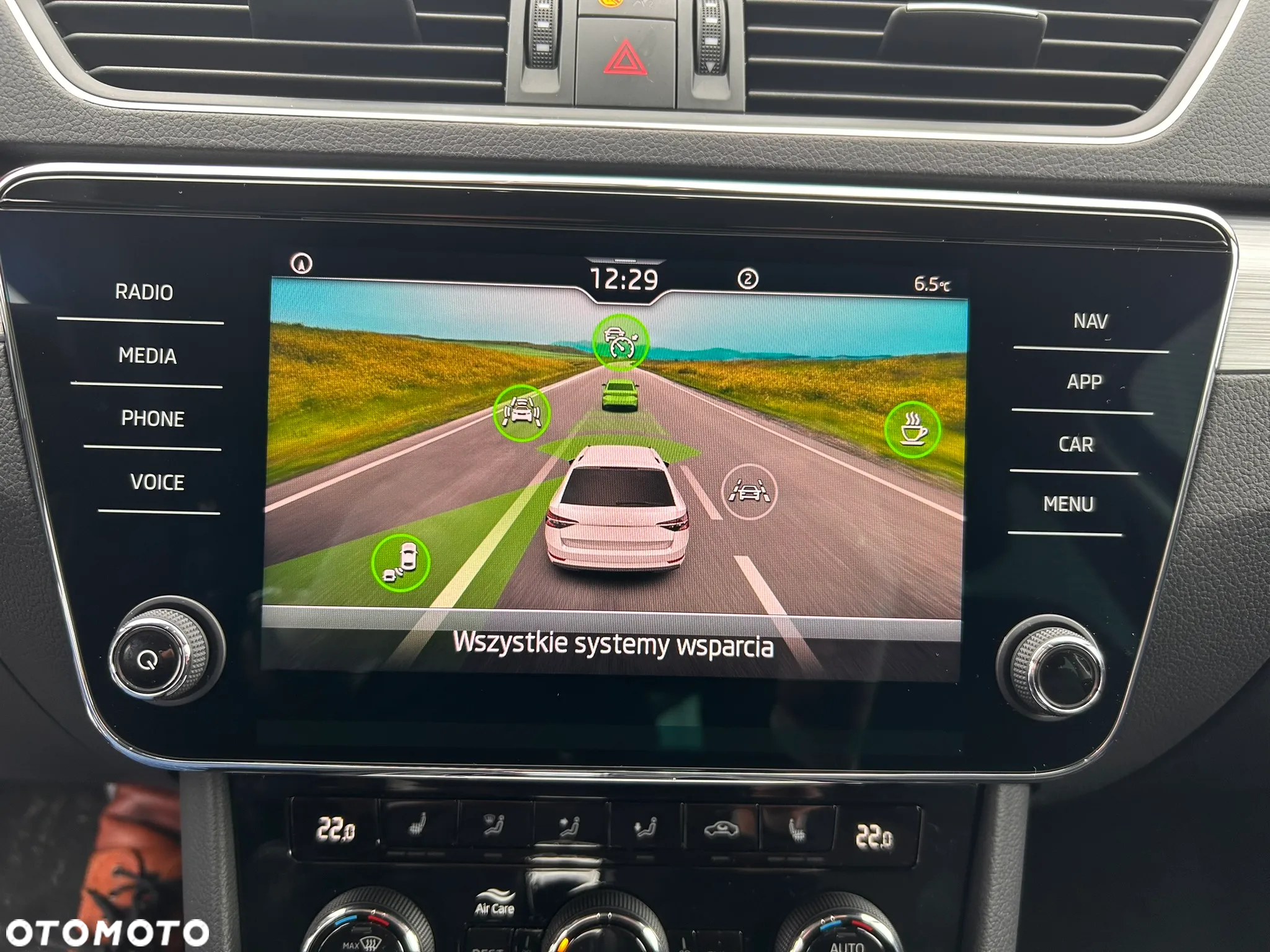 Skoda Superb 1.5 TSI Ambition DSG - 24