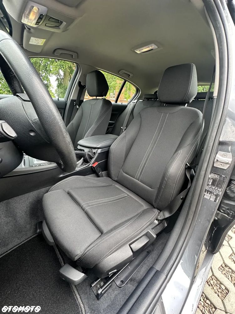 BMW Seria 1 116d - 6