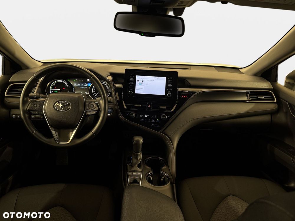 Toyota Camry - 13