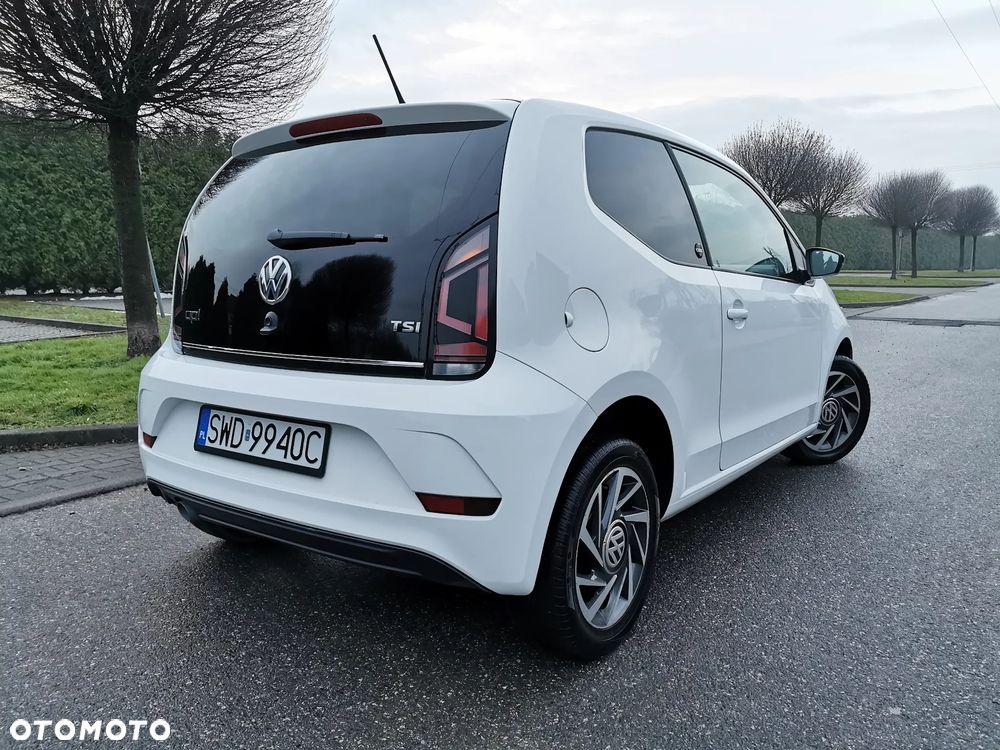 Volkswagen up! TSI (BlueMotion Technology) move - 3