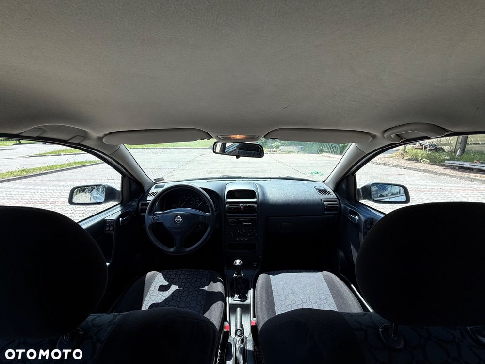 Opel Astra 1.6 16V 100 - 18