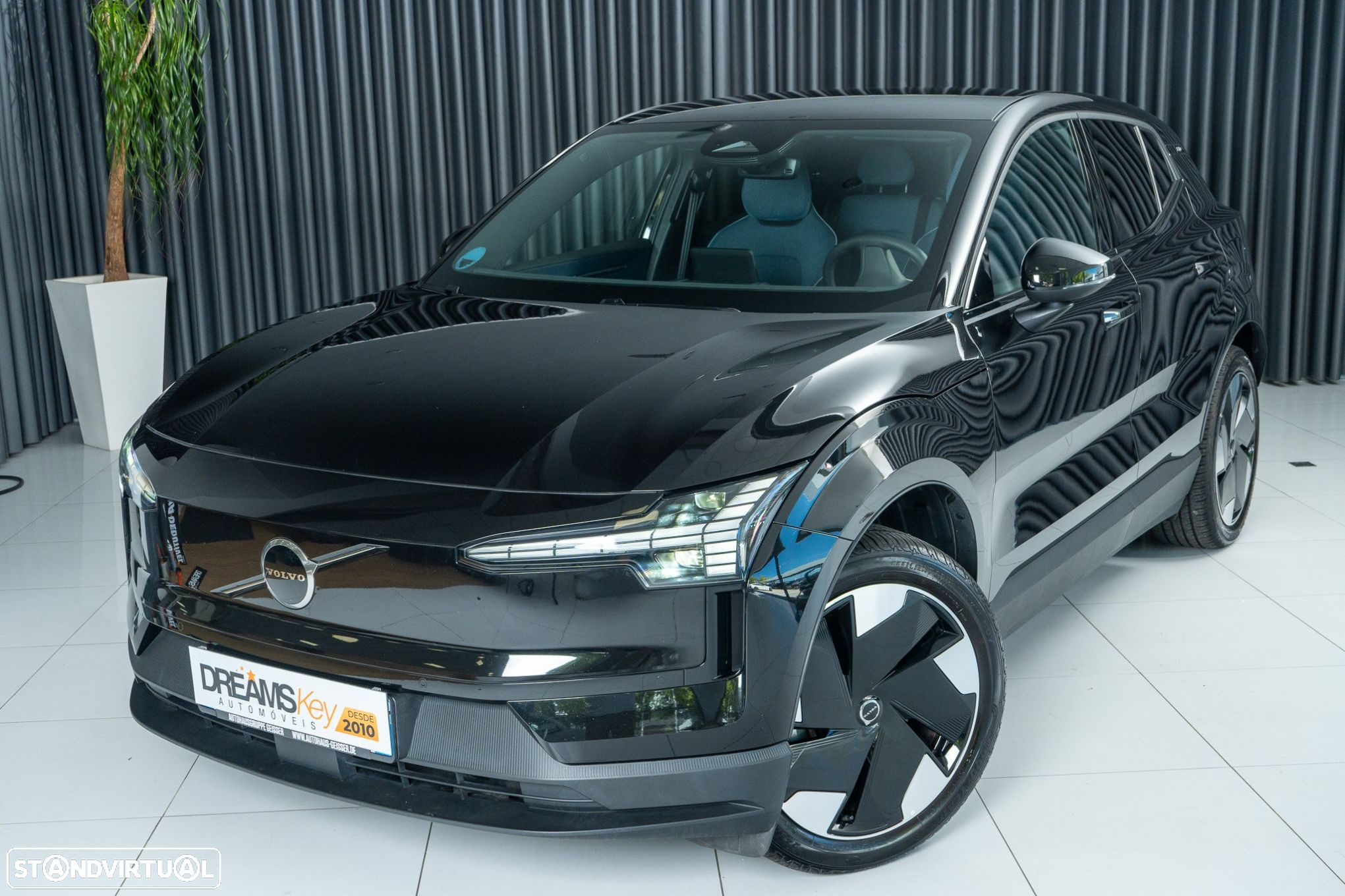 Volvo EX30 69 kWh Single Motor Extended Range Plus - 20