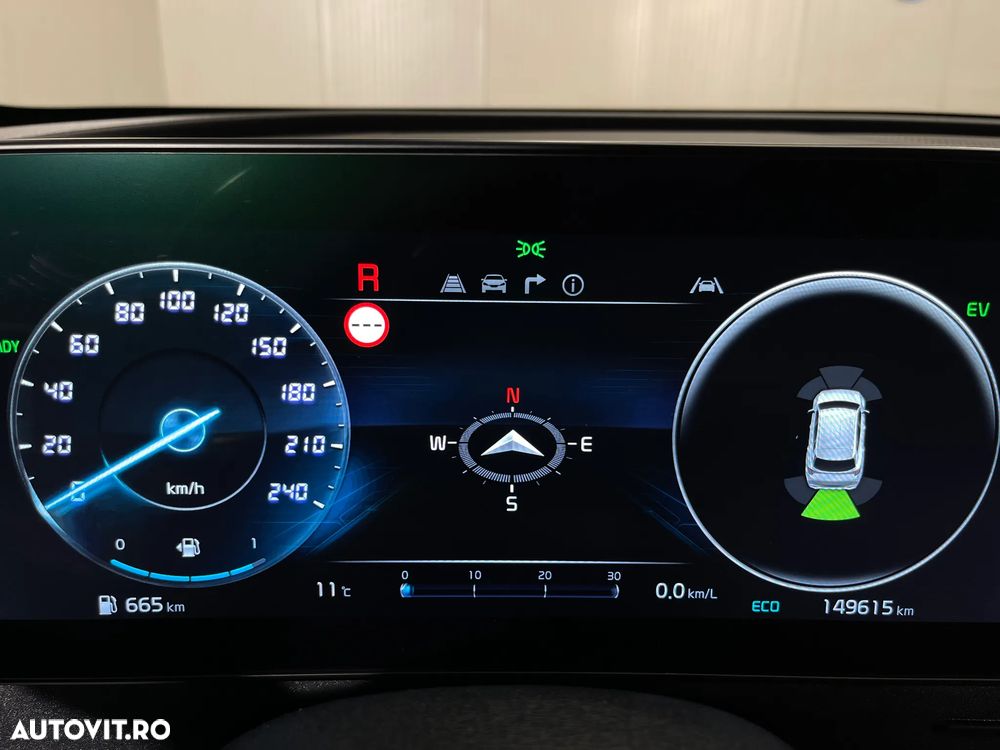 Kia Sportage 1.6 T-GDI HEV 6AT 4x2 GT Line - 36