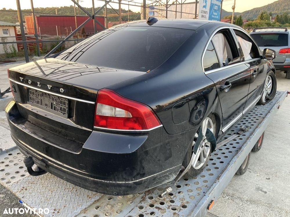 Dezmembrez Volvo S80 2 2.0D automat Euro 5 2012 - 3