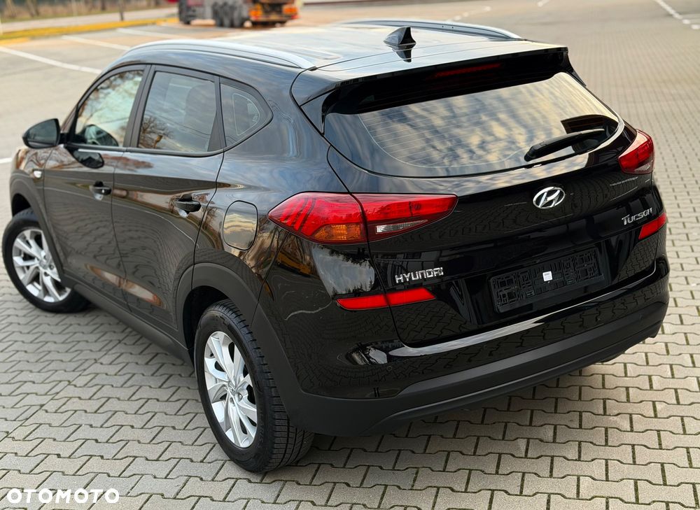 Hyundai Tucson ver-1-6-gdi-bluedrive-go-2wd - 28