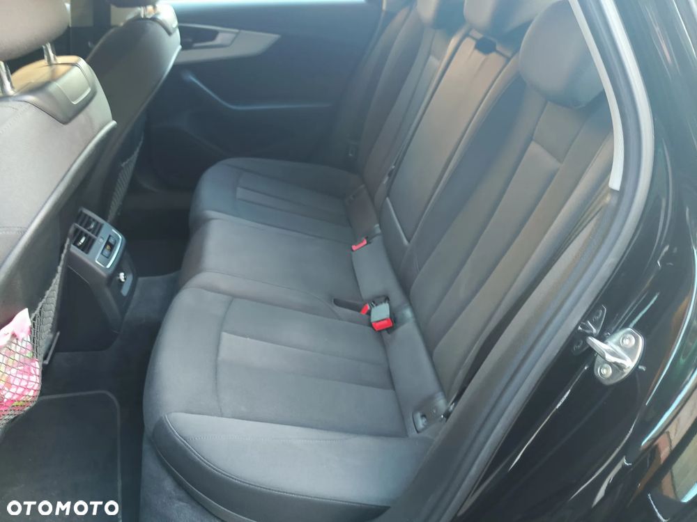 Audi A4 Avant 35 TFSI S tronic sport - 20