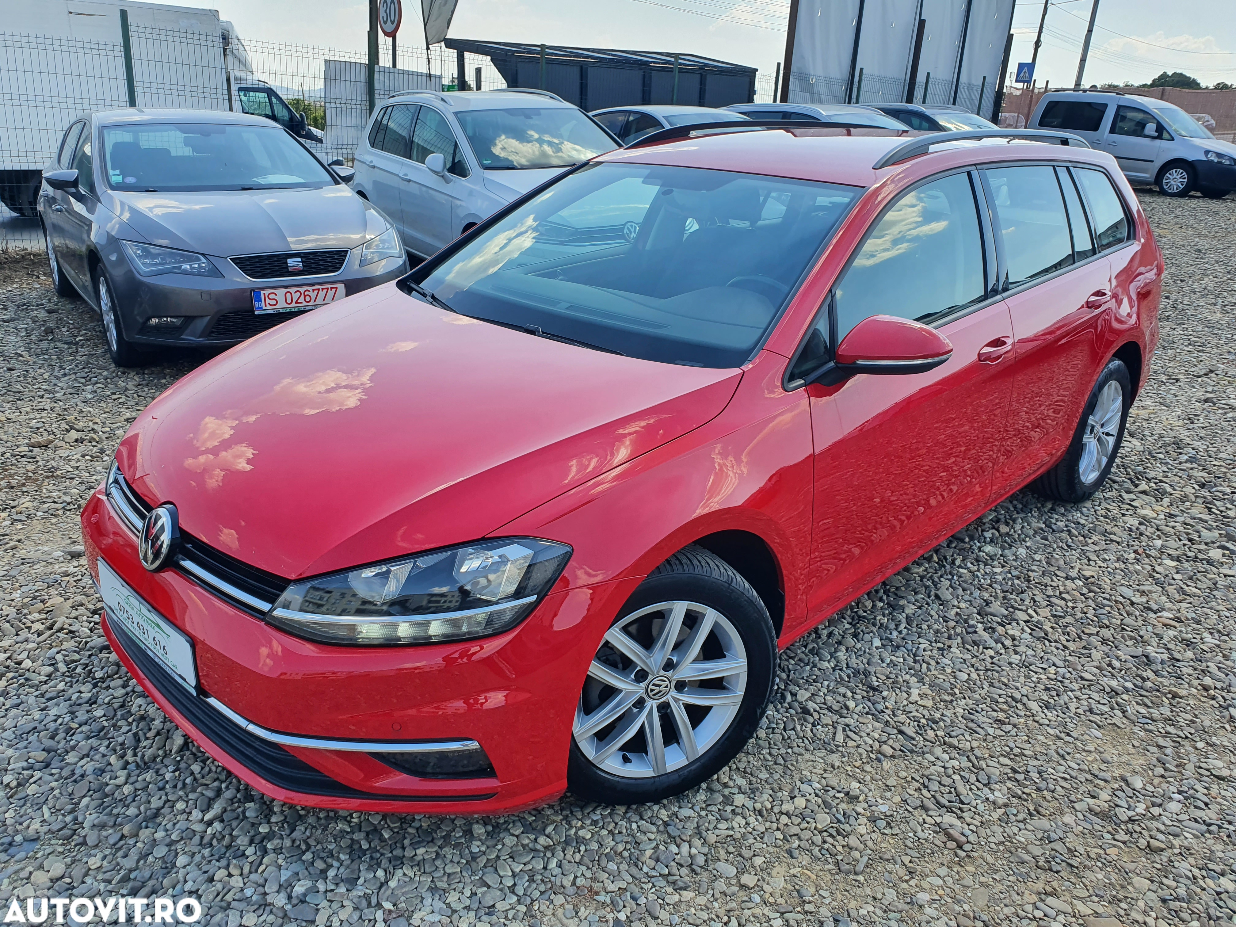 Volkswagen Golf 1.6 TDI Comfortline - 2