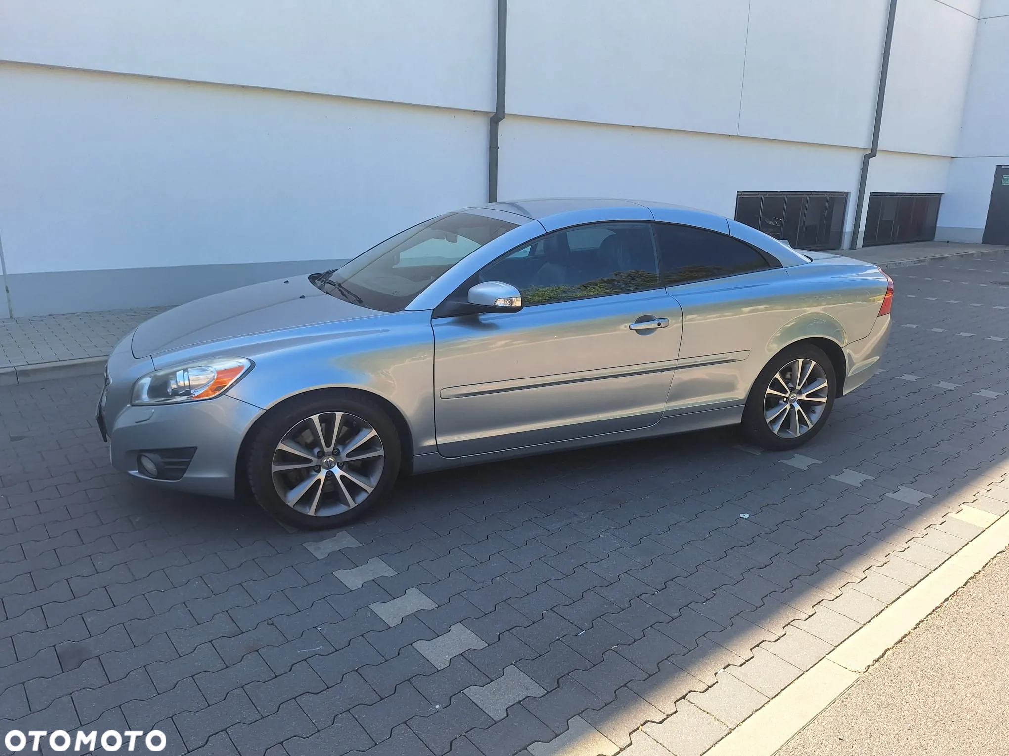Volvo C70 T5 Momentum - 2