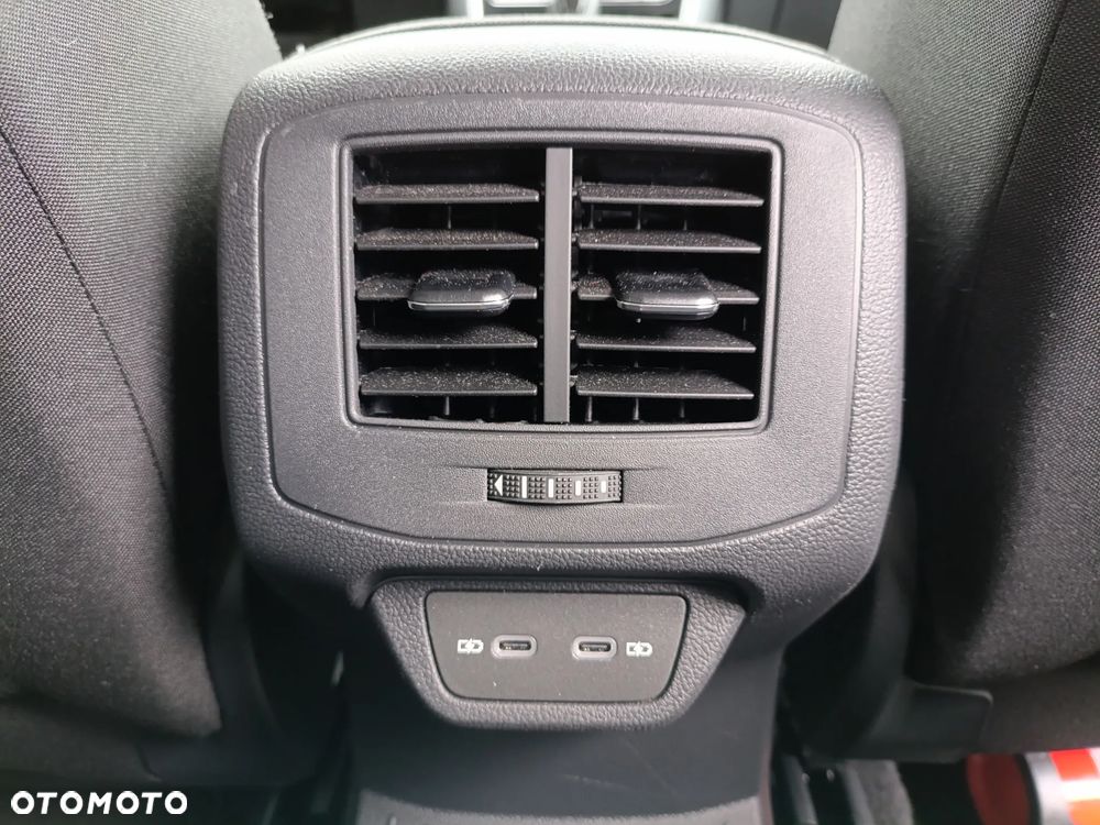 Volkswagen T-Roc 1.5 TSI Life Plus DSG - 16