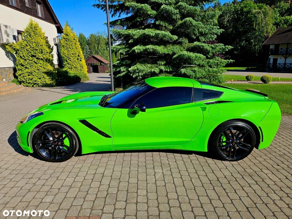 Chevrolet Corvette - 2